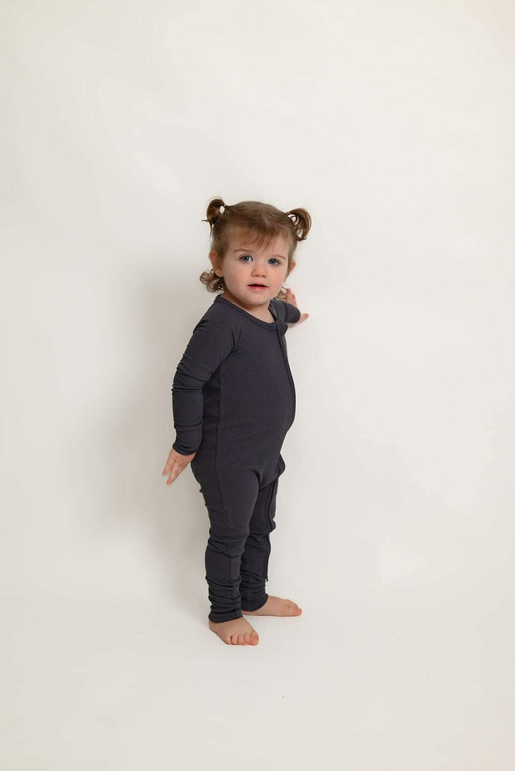 Shark (Ribbed Grey) Convertible Footie