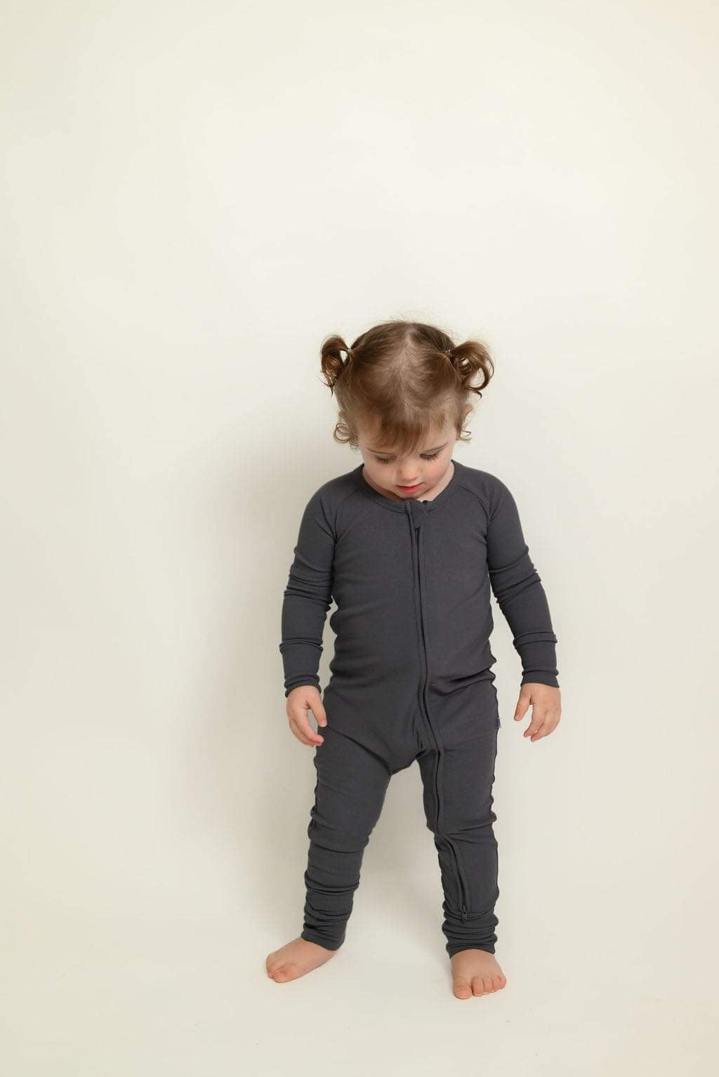 Shark (Ribbed Grey) Convertible Footie